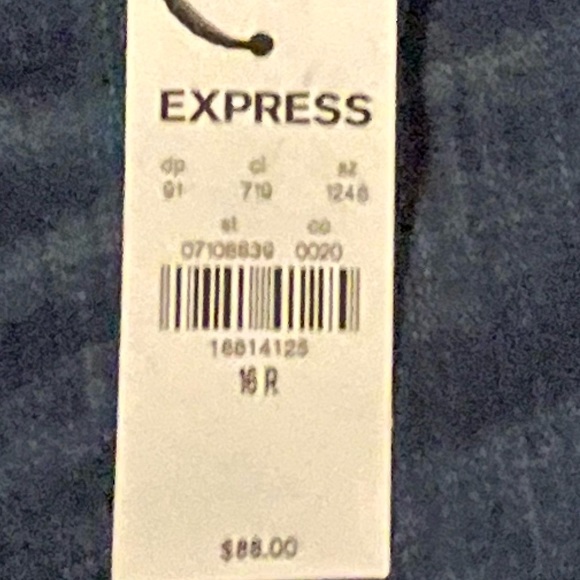 Brand new jeans with tags. Never worn - Picture 4 of 4